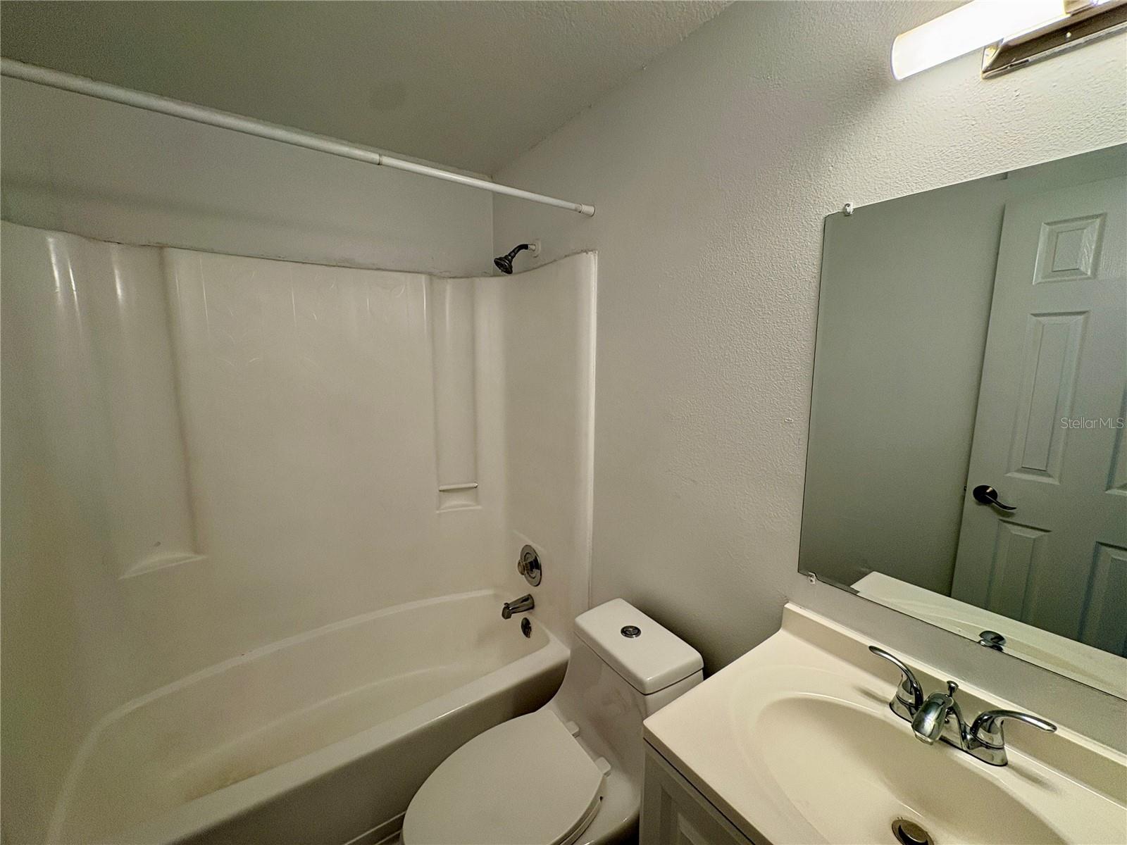 408 57TH AVENUE DR E #E, BRADENTON, FL, 34203
