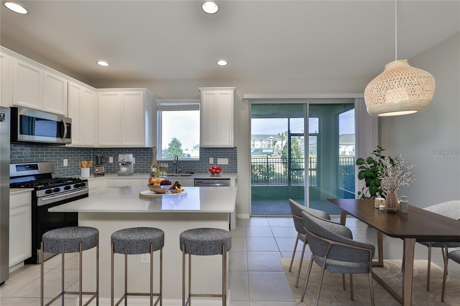 6322 CAMINO DR, APOLLO BEACH, FL, 33572