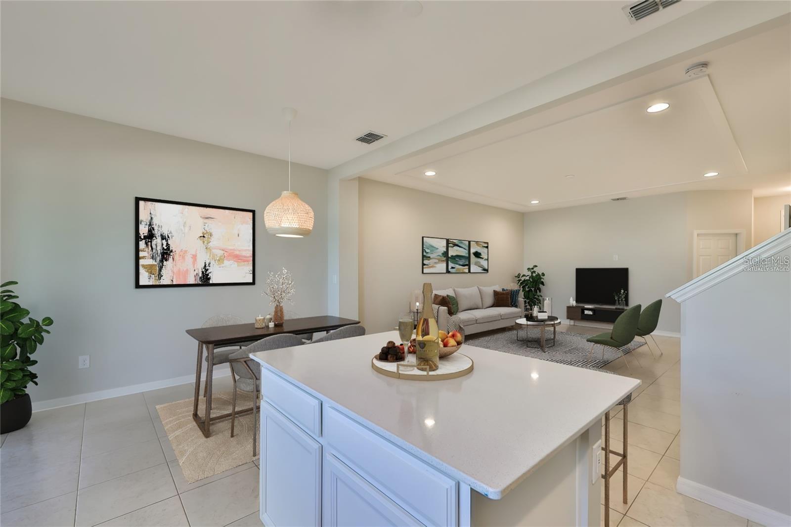 6322 CAMINO DR, APOLLO BEACH, FL, 33572