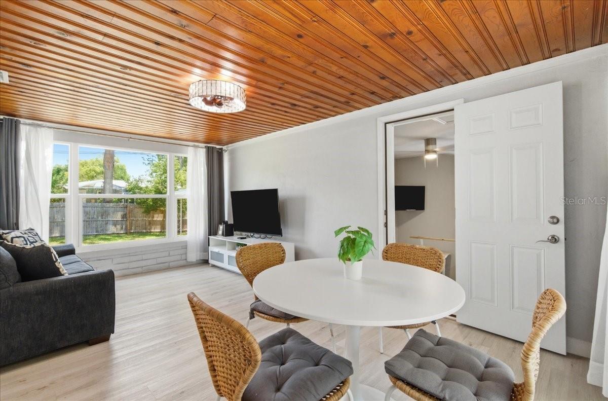 1009 CHESTER DR, CLEARWATER, FL, 33756