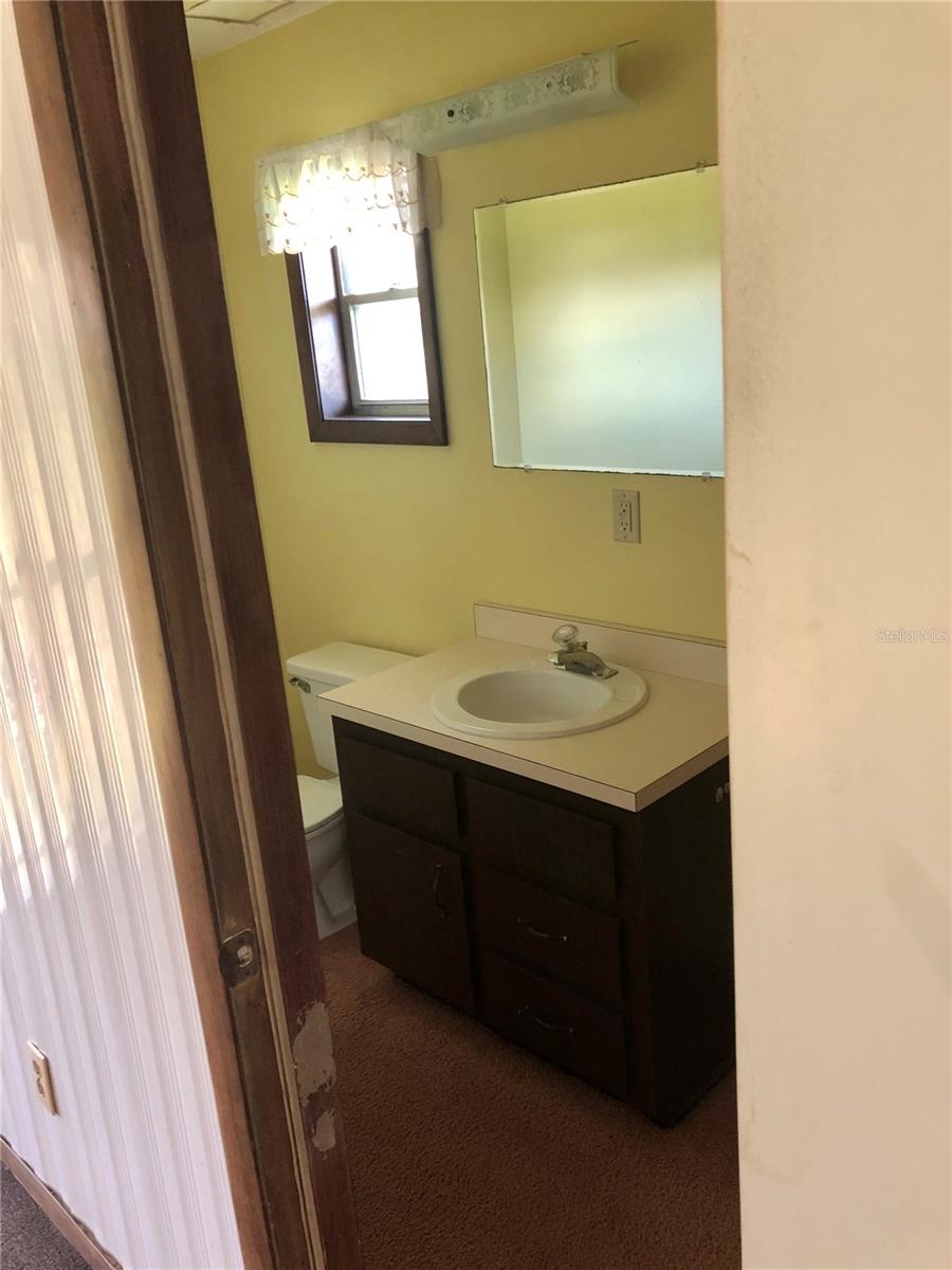 1003 DORA AVE, TAVARES, FL, 32778