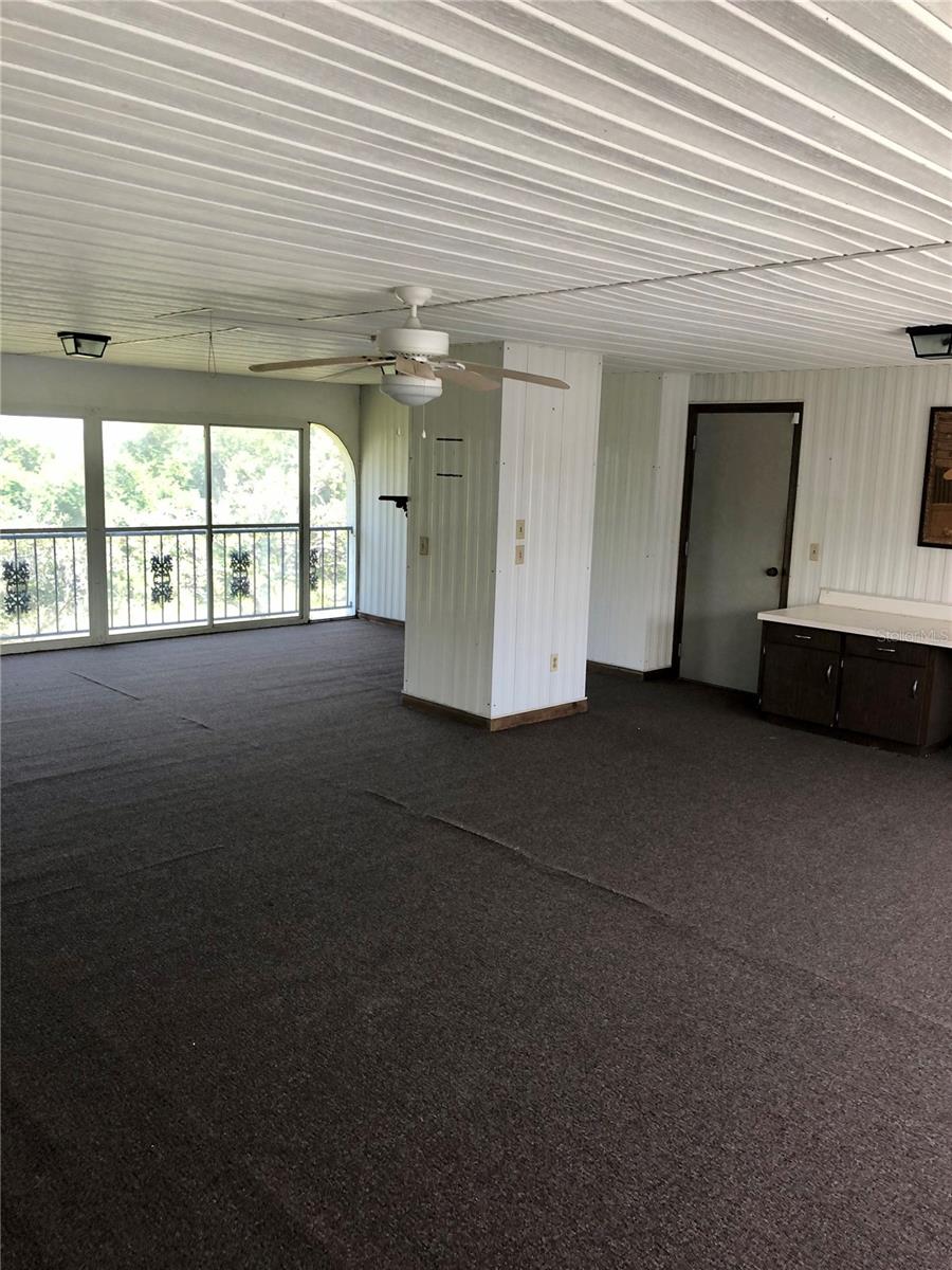 1003 DORA AVE, TAVARES, FL, 32778