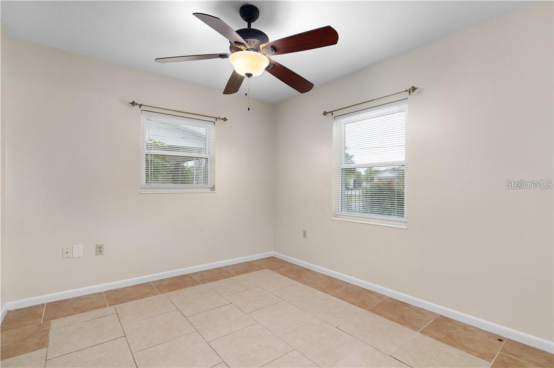 1003 DORA AVE, TAVARES, FL, 32778
