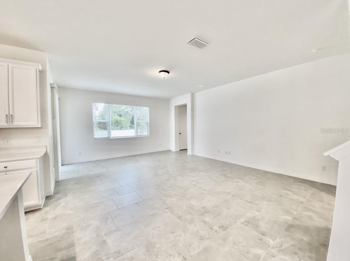 924 AVENAL LN, DAVENPORT, FL, 33837