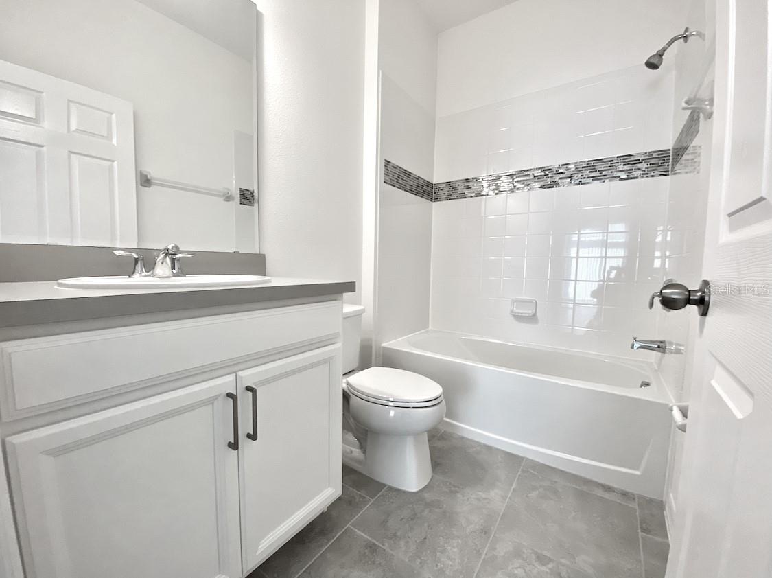 924 AVENAL LN, DAVENPORT, FL, 33837