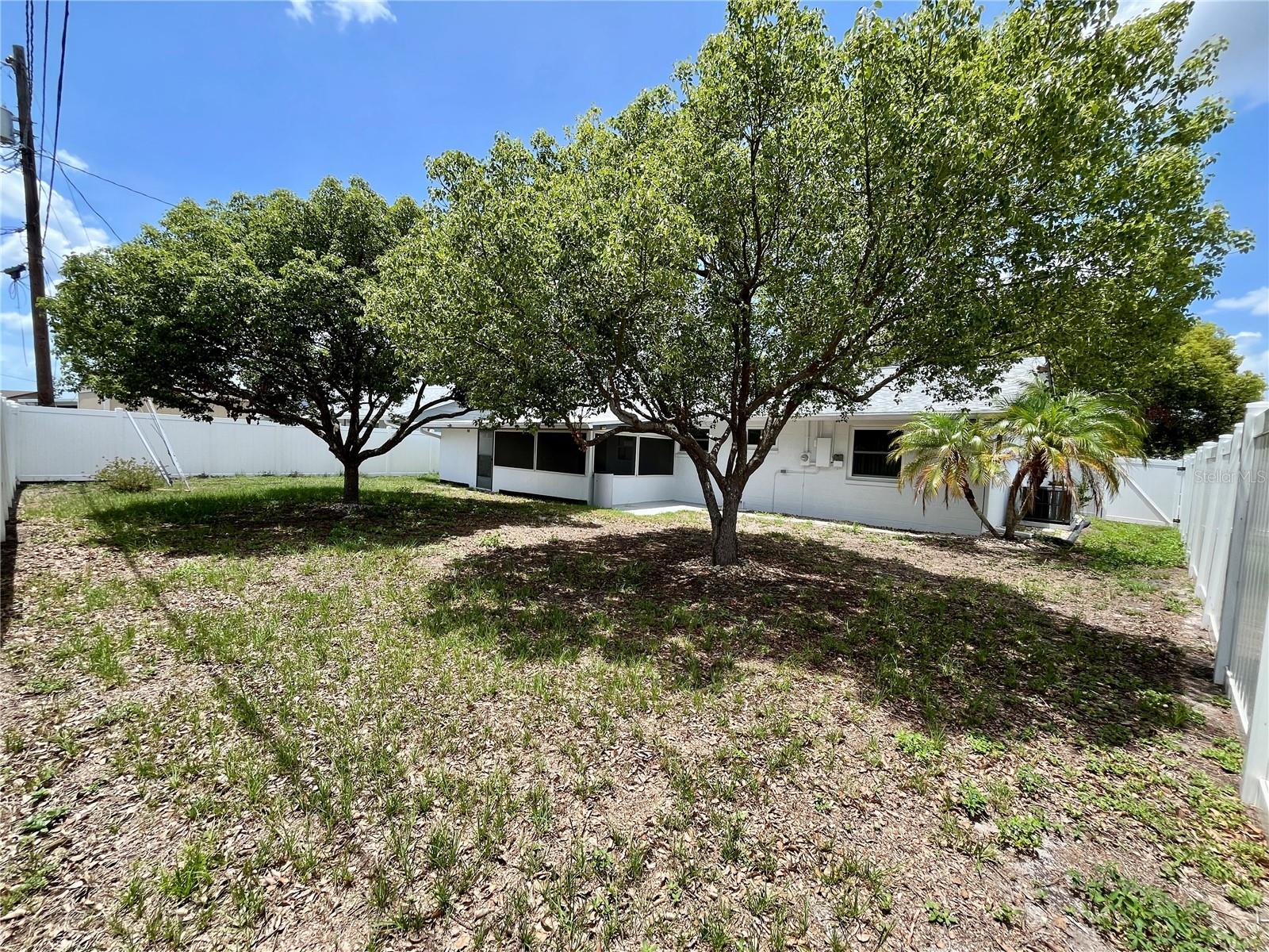 704 TORREY PINES AVE, SUN CITY CENTER, FL, 33573