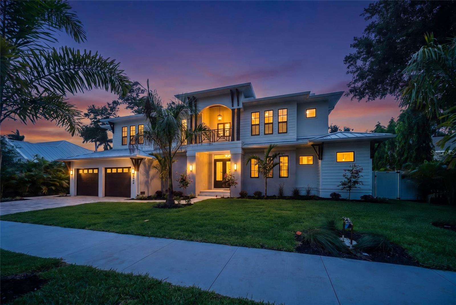 3800 FLORES AVE, SARASOTA, FL, 34239