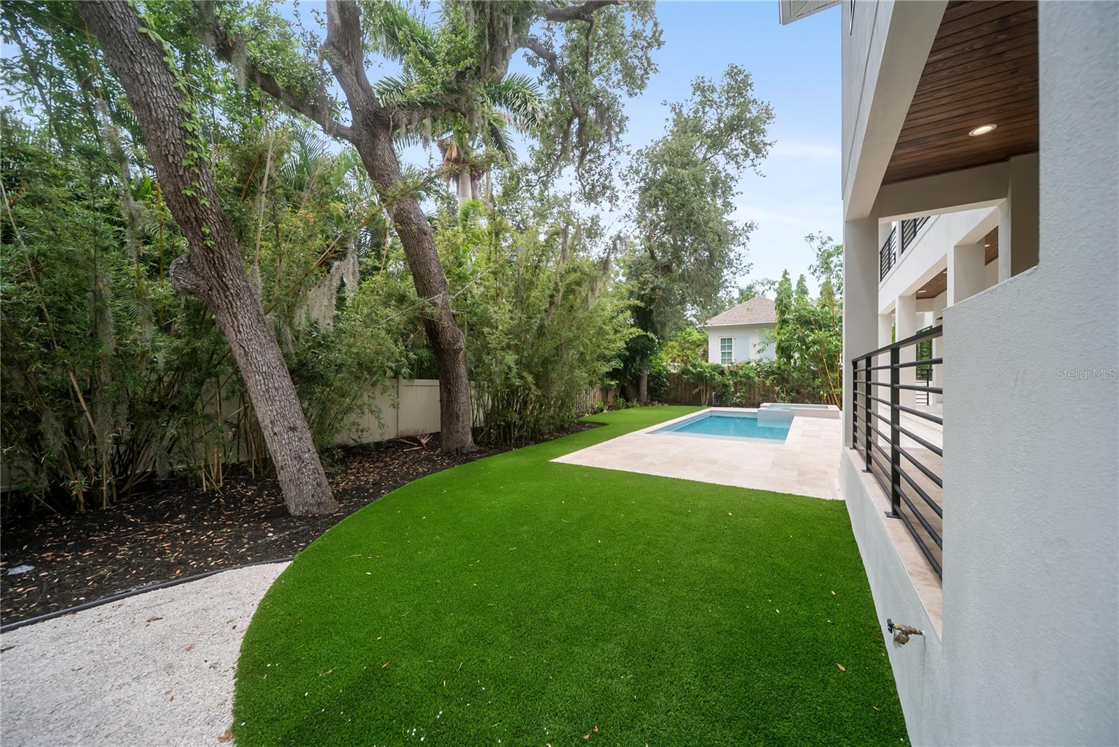 3800 FLORES AVE, SARASOTA, FL, 34239