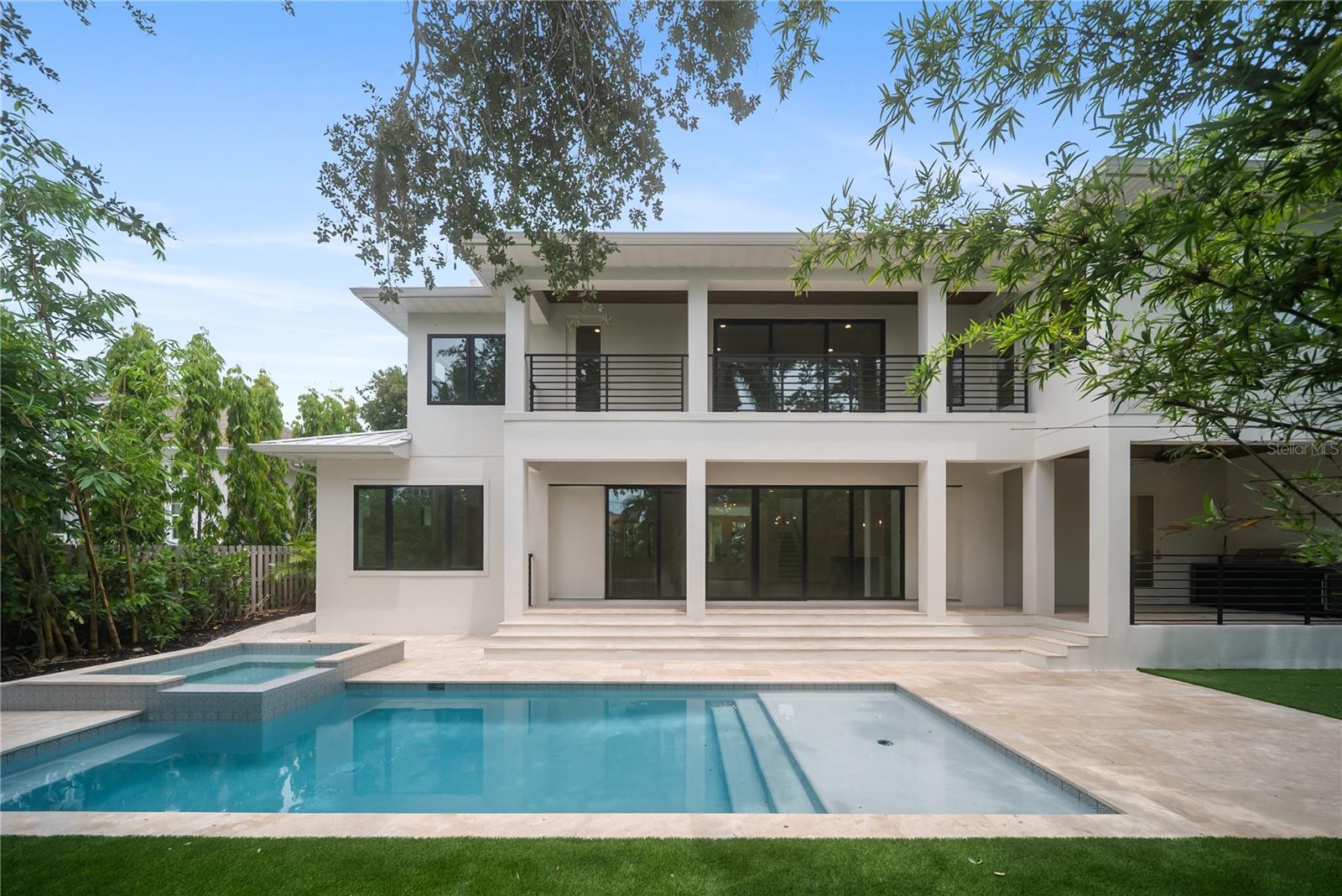 3800 FLORES AVE, SARASOTA, FL, 34239