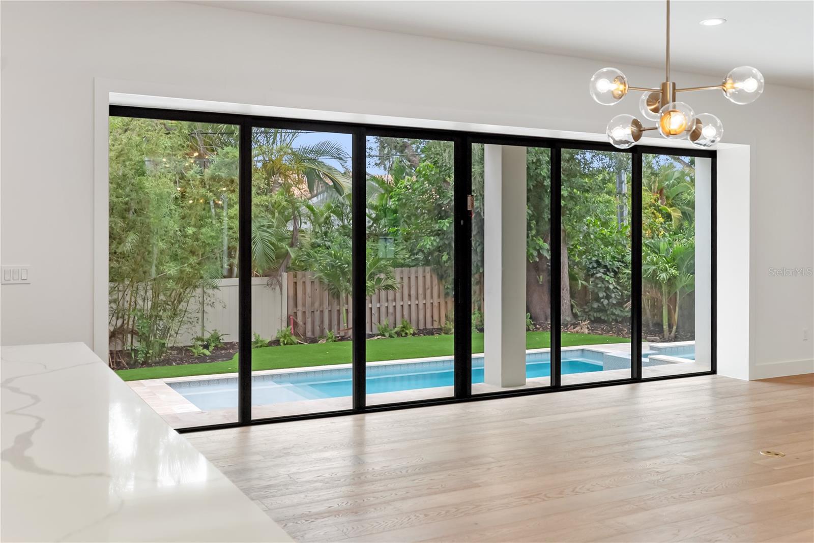 3800 FLORES AVE, SARASOTA, FL, 34239
