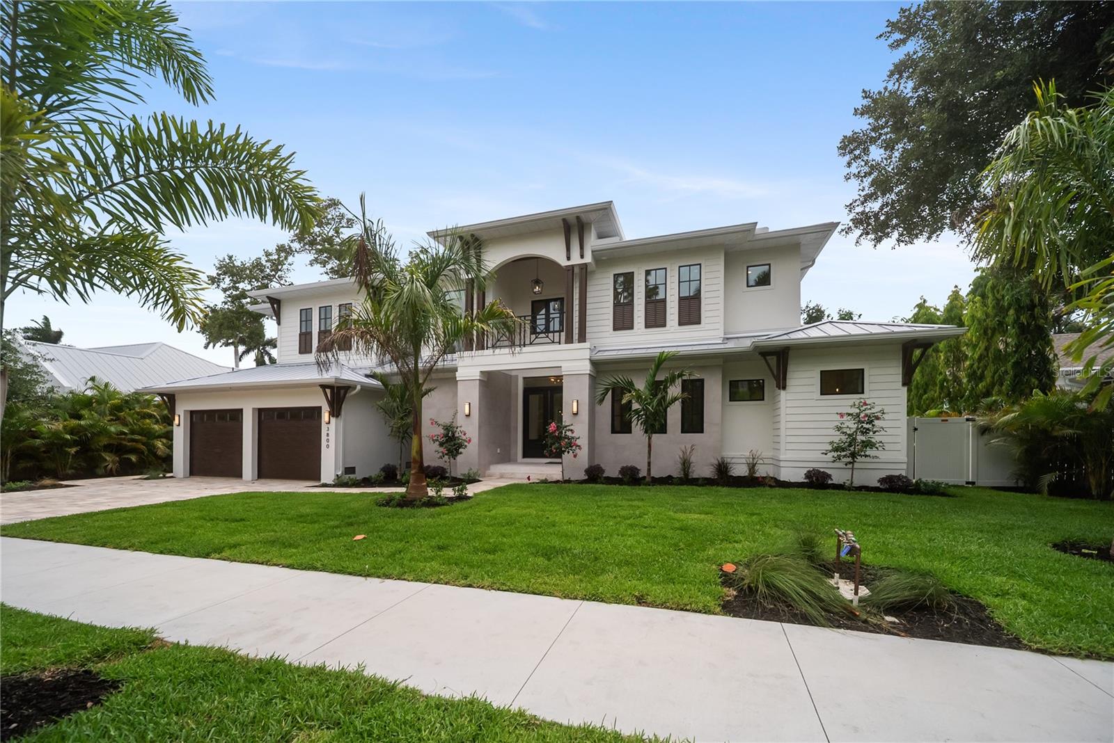 3800 FLORES AVE, SARASOTA, FL, 34239