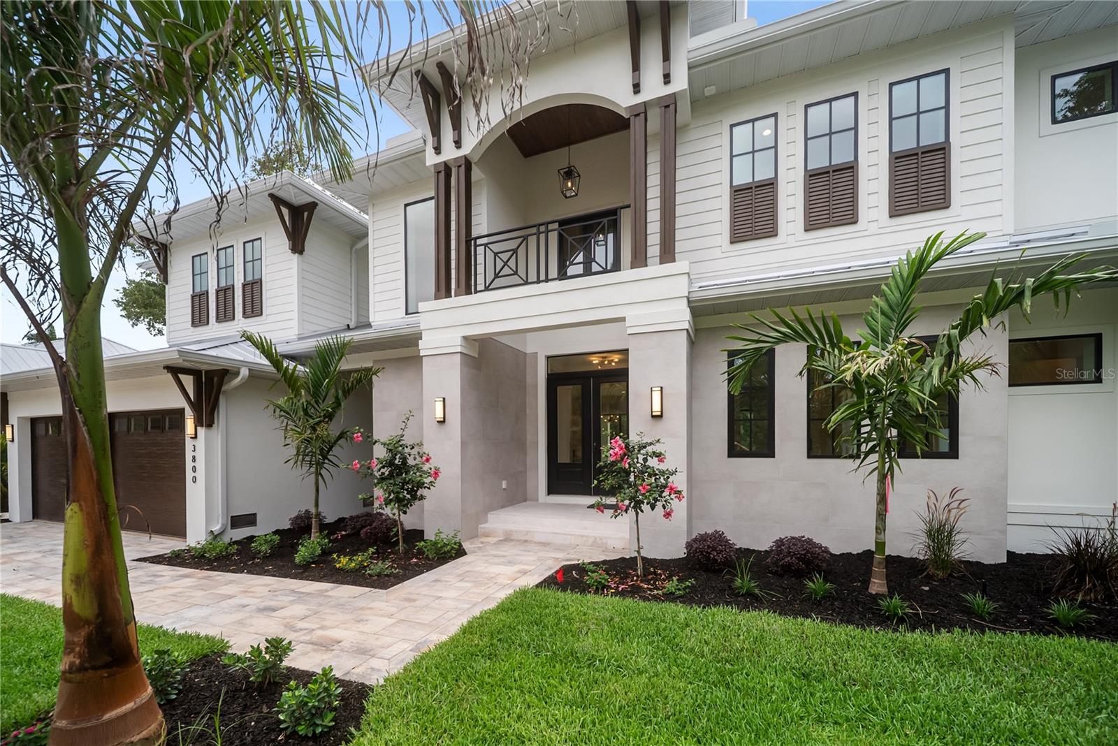 3800 FLORES AVE, SARASOTA, FL, 34239