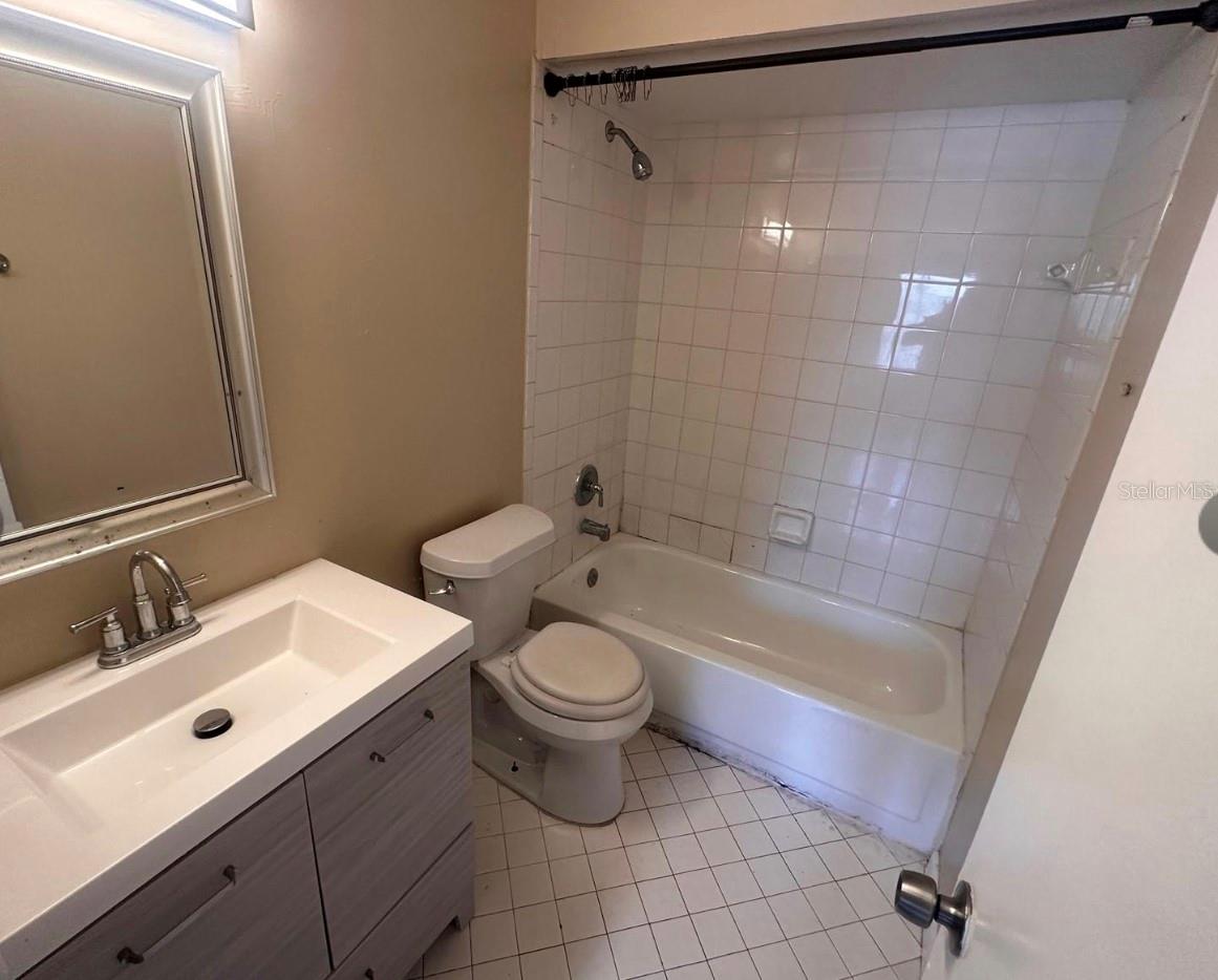 5213 VIA HACIENDA CIR #308, ORLANDO, FL, 32839