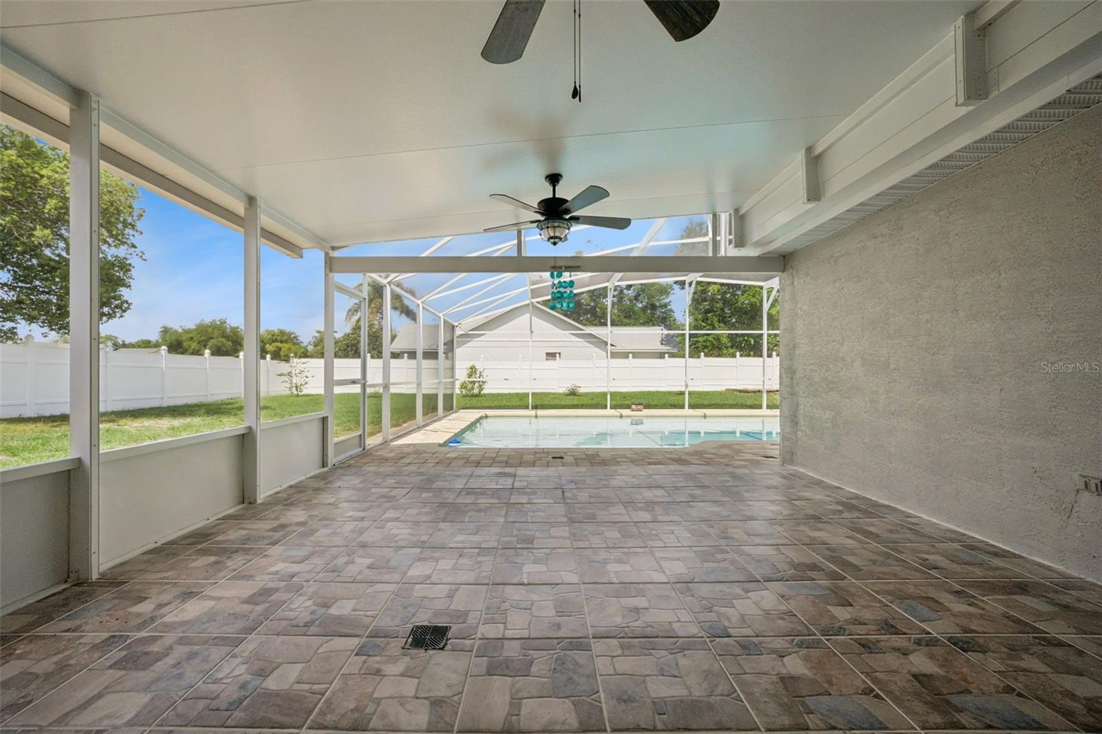 2620 E DORCHESTER DR, DELTONA, FL, 32738