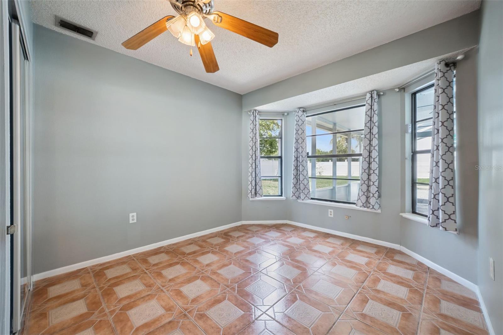 2620 E DORCHESTER DR, DELTONA, FL, 32738