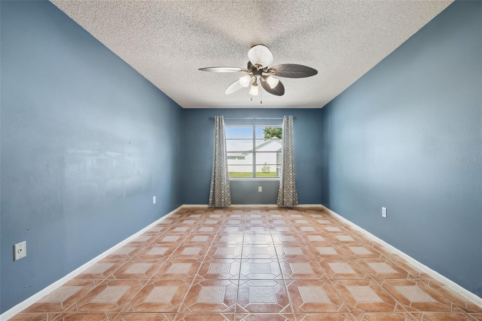 2620 E DORCHESTER DR, DELTONA, FL, 32738