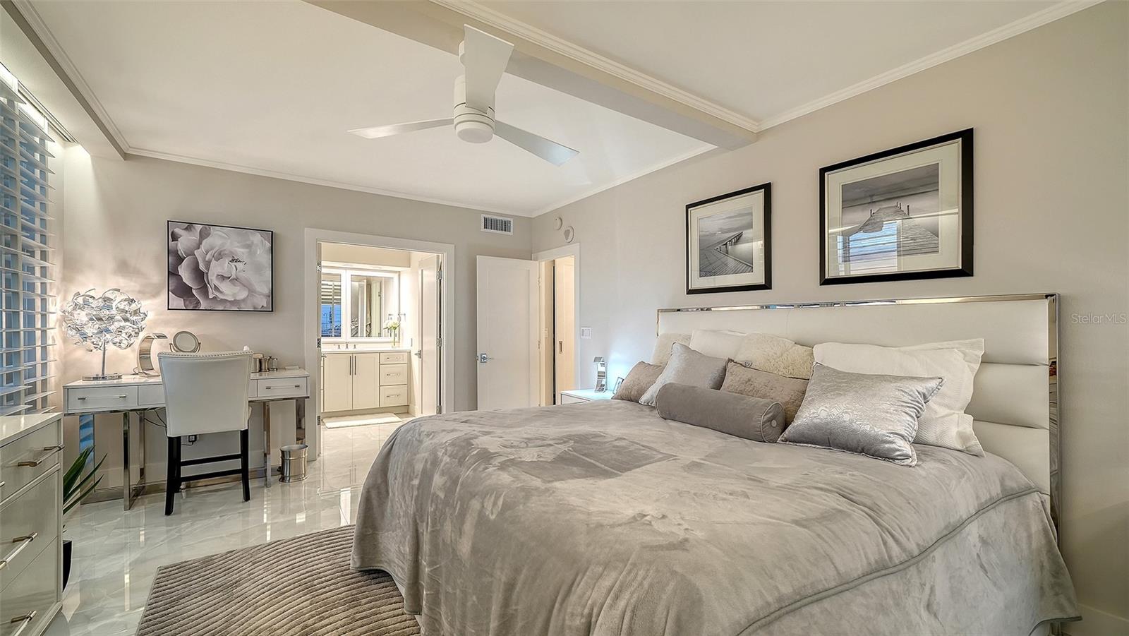 2301 GULF OF MEXICO DR #12N, LONGBOAT KEY, FL, 34228
