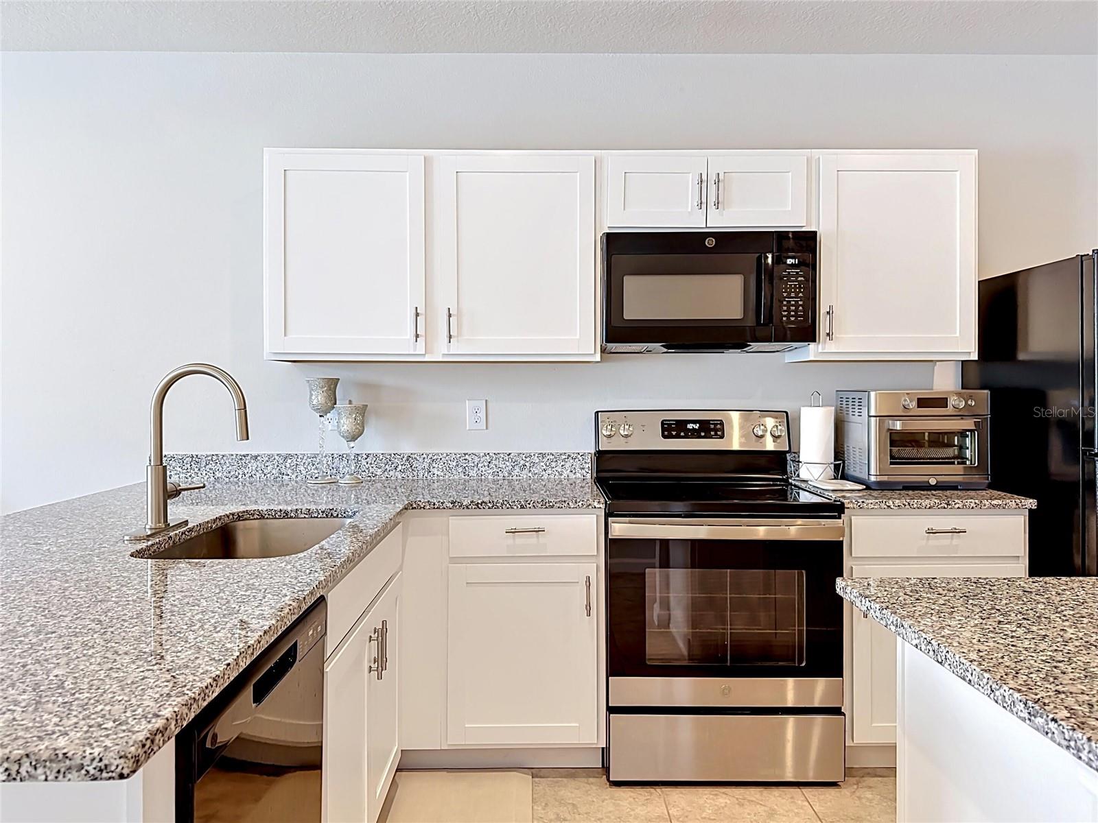 14172 CRIMSON AVE, BRADENTON, FL, 34211