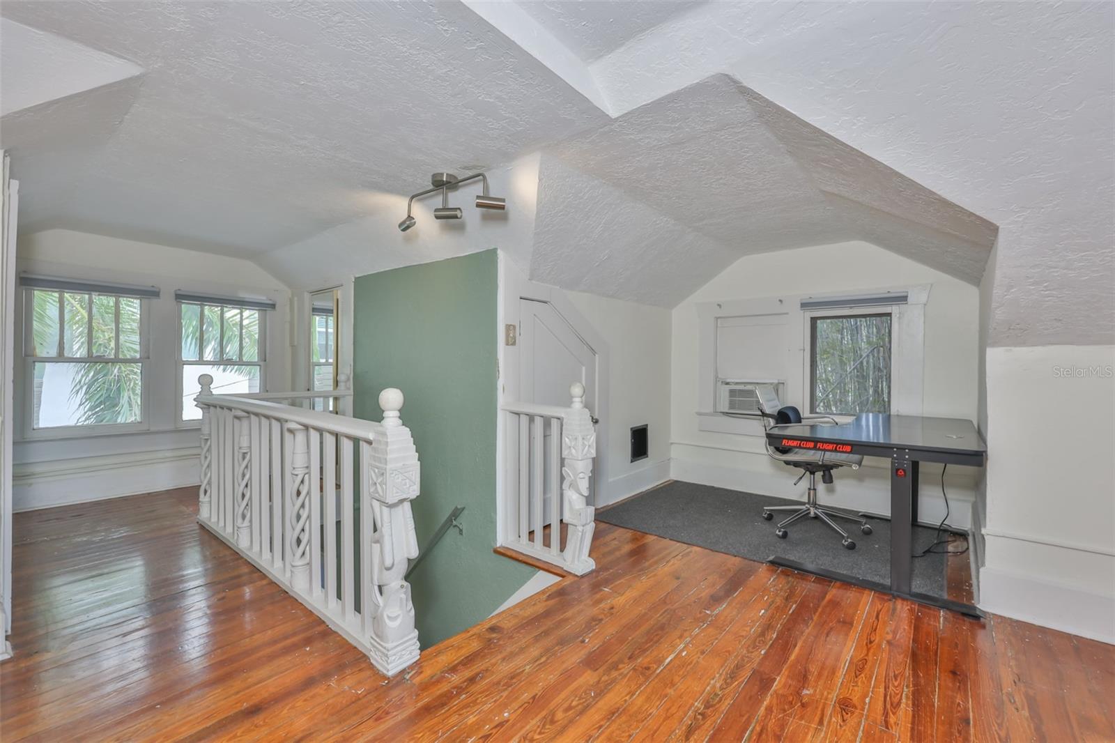 340 MOFFETT CT N, ST PETERSBURG, FL, 33701