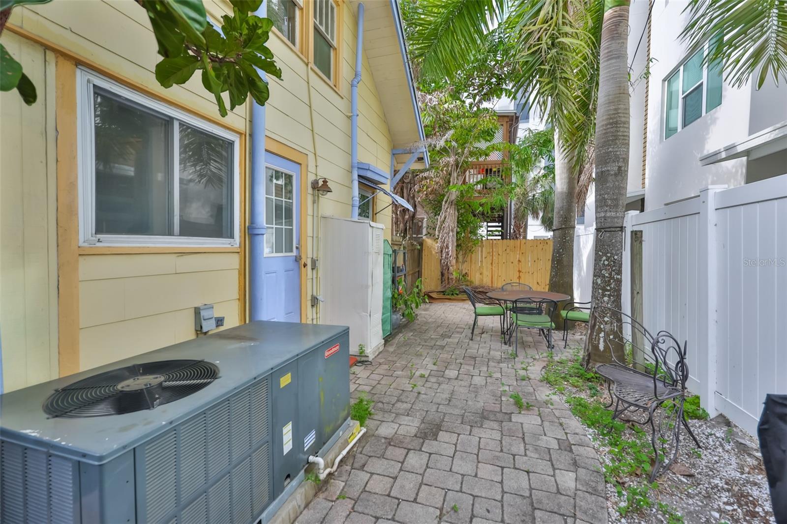 340 MOFFETT CT N, ST PETERSBURG, FL, 33701