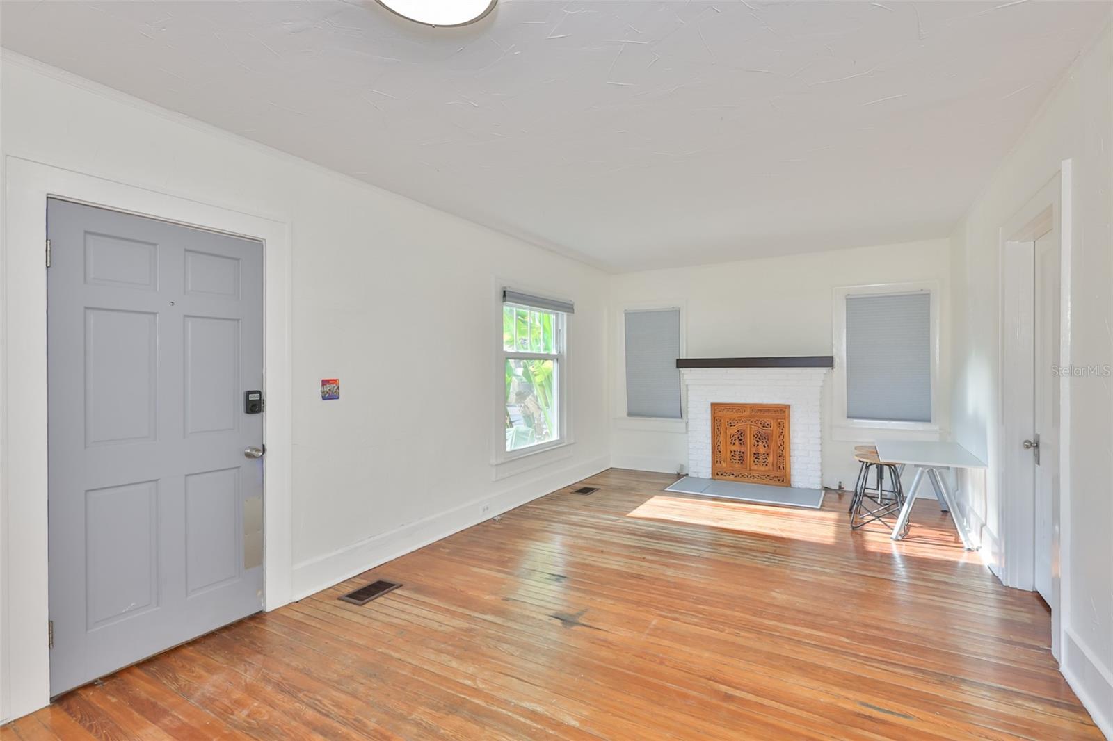 340 MOFFETT CT N, ST PETERSBURG, FL, 33701
