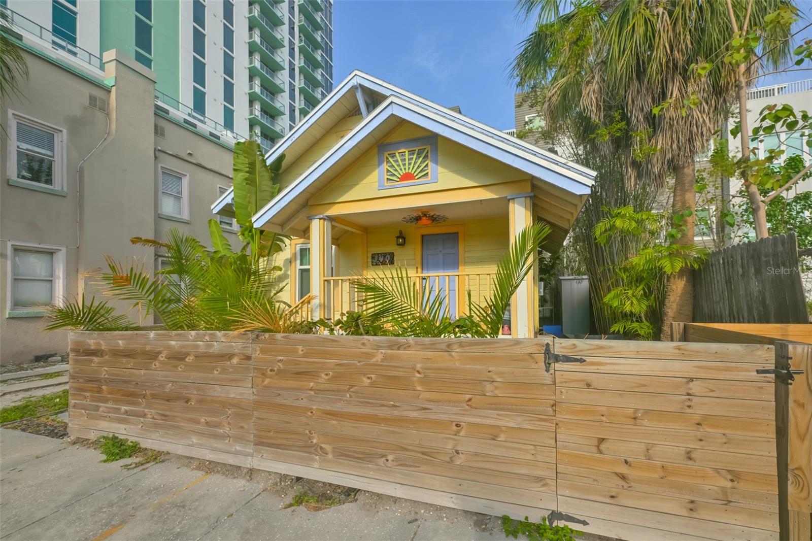 340 MOFFETT CT N, ST PETERSBURG, FL, 33701
