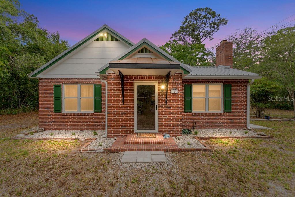 824 NE 9TH AVE, GAINESVILLE, FL, 32601