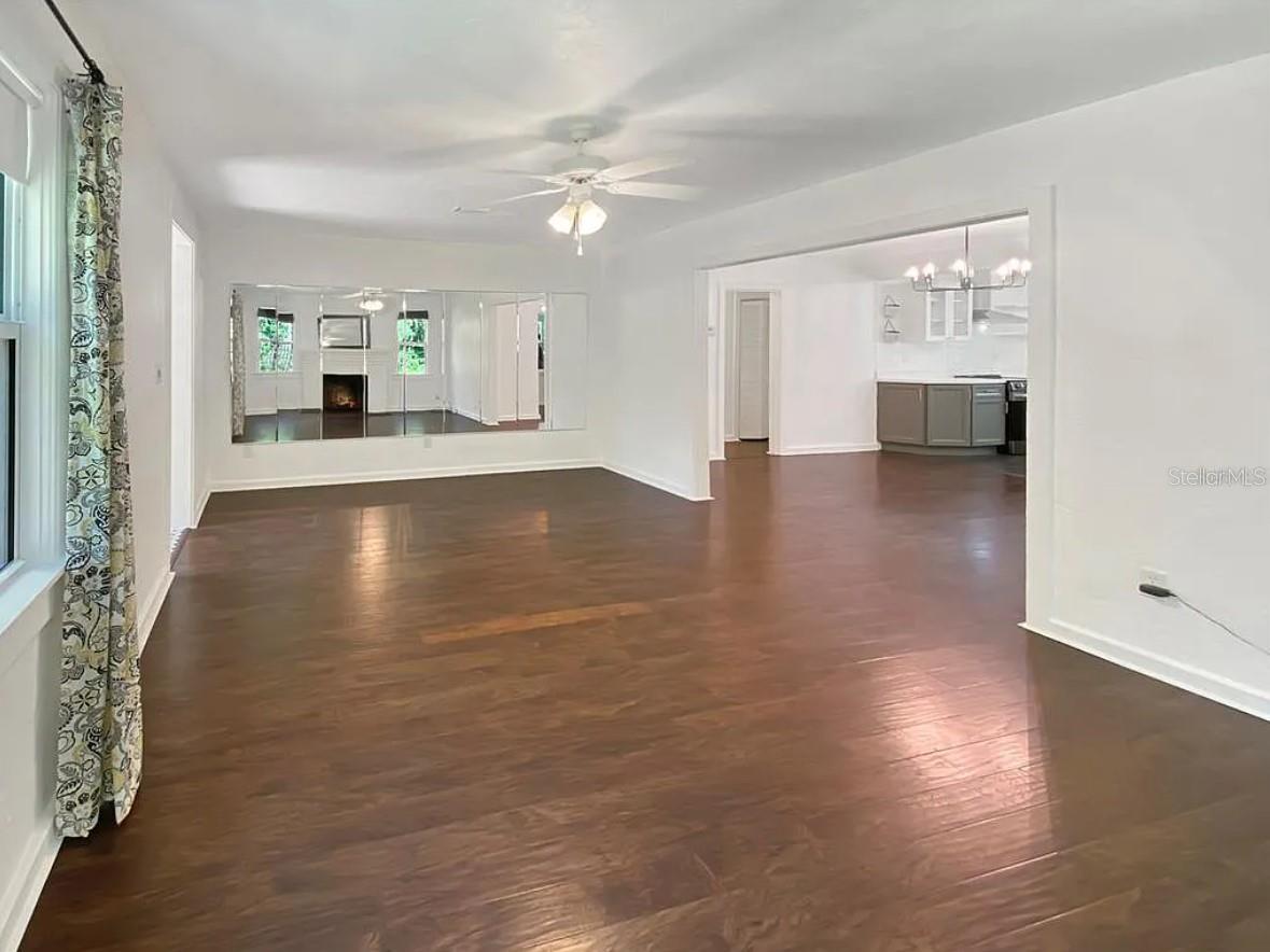 824 NE 9TH AVE, GAINESVILLE, FL, 32601