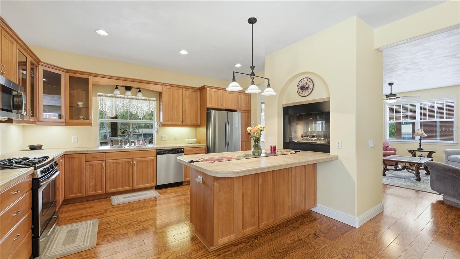 280 W COWLES ST, ENGLEWOOD, FL, 34223