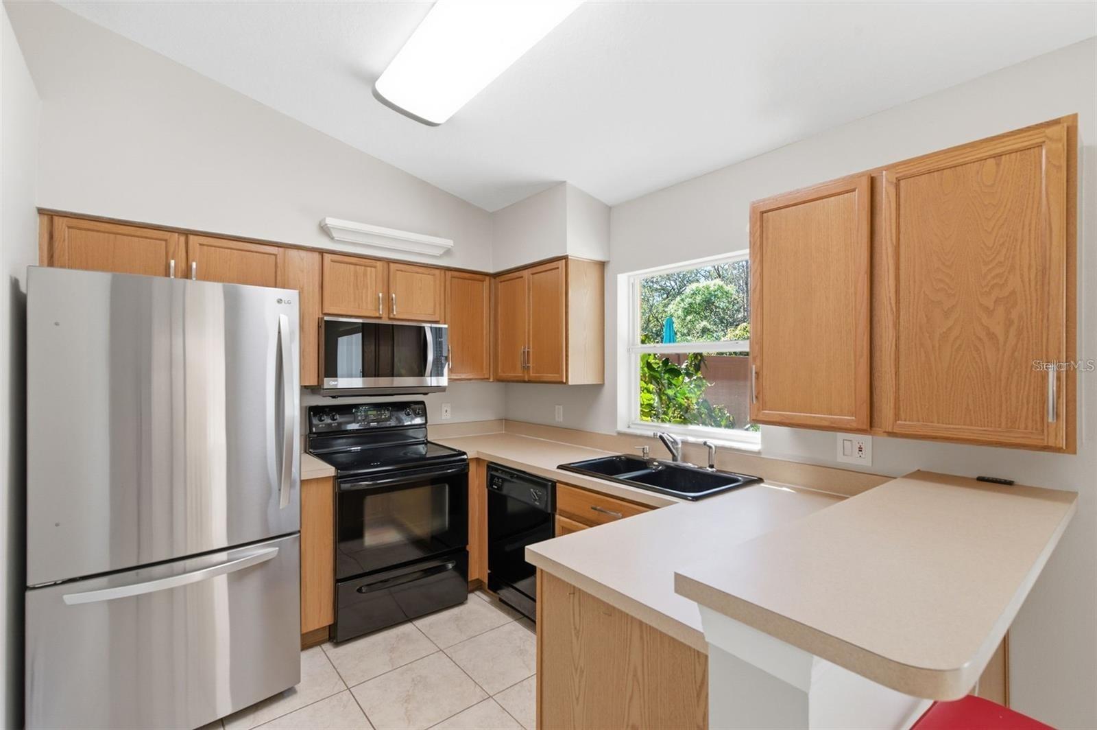8618 VILLA LARGO DR, TAMPA, FL, 33614