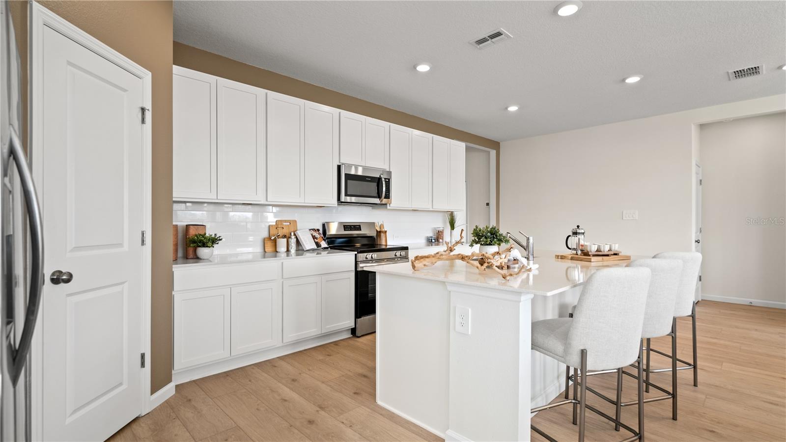 5588 DENNERY BAY RD, KISSIMMEE, FL, 34758