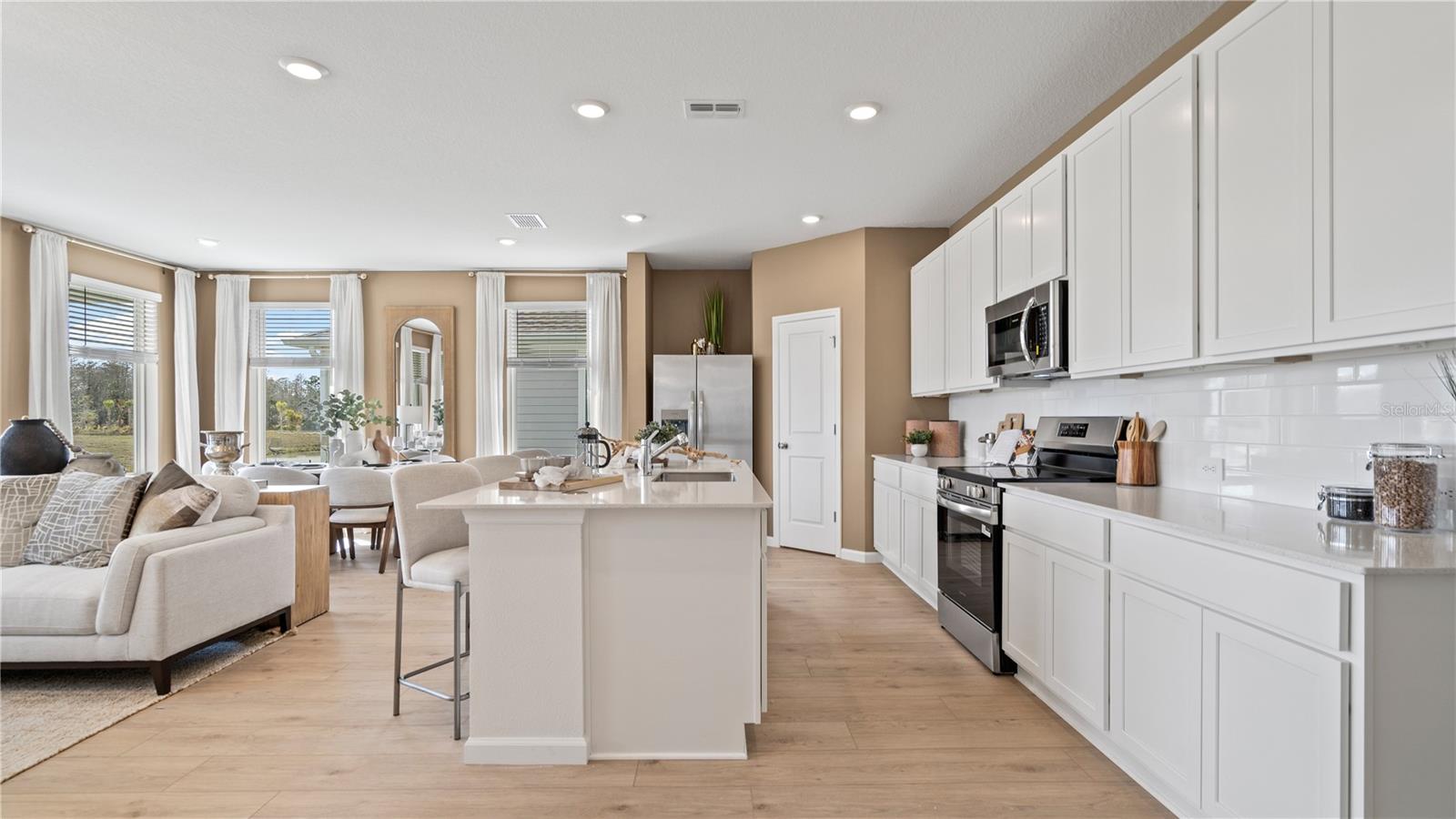 5588 DENNERY BAY RD, KISSIMMEE, FL, 34758