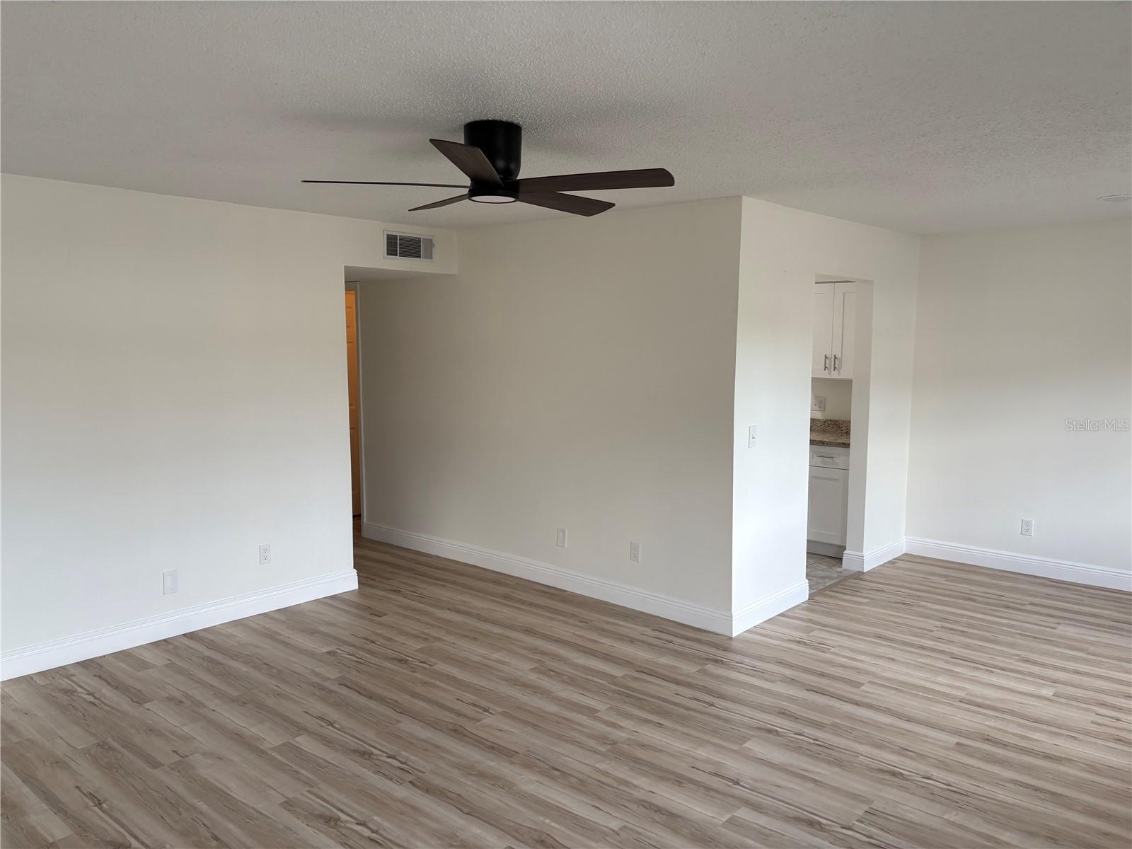 9218 TUDOR DR #P101, TAMPA, FL, 33615