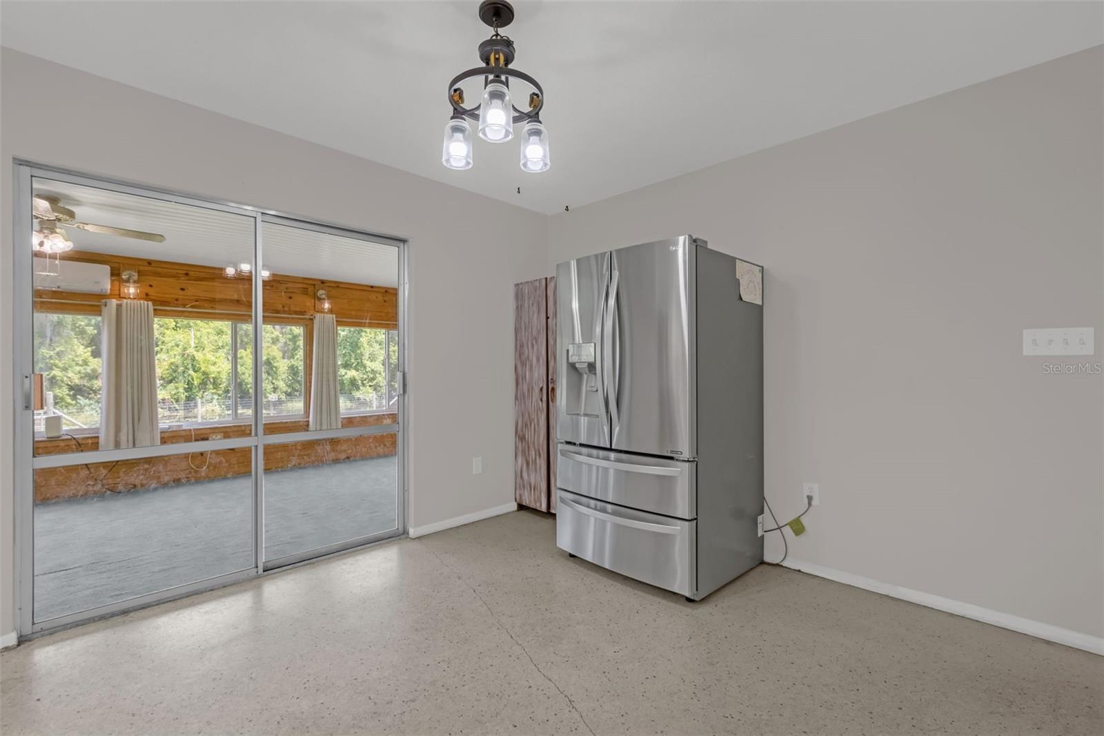 35505 CRESCENT DR, FRUITLAND PARK, FL, 34731