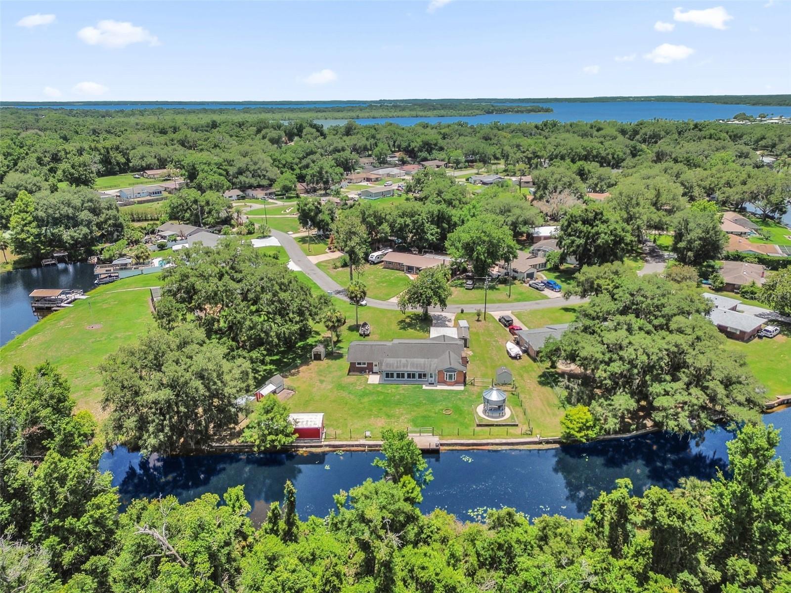 35505 CRESCENT DR, FRUITLAND PARK, FL, 34731