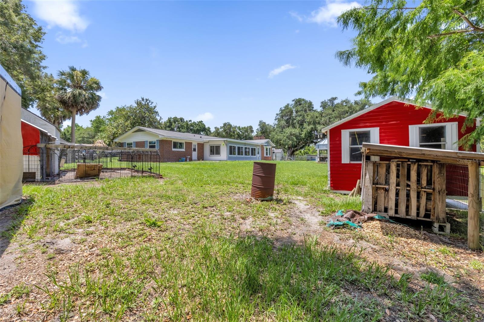35505 CRESCENT DR, FRUITLAND PARK, FL, 34731