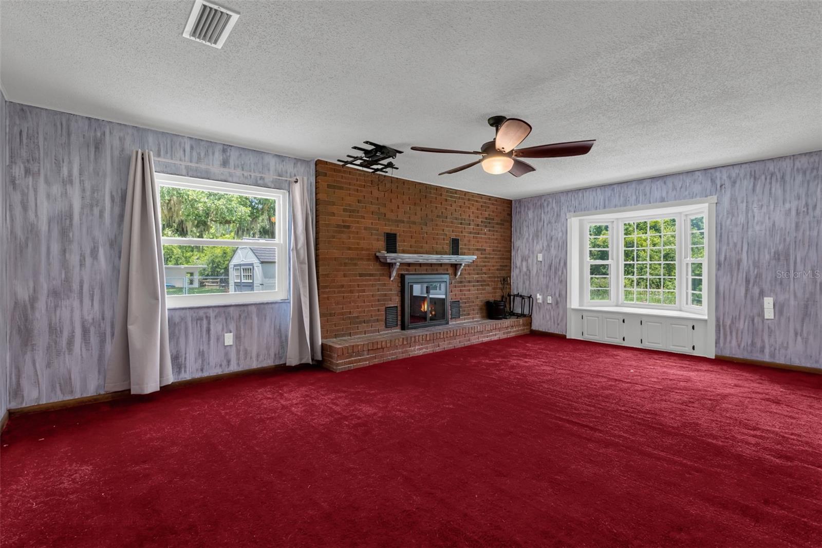 35505 CRESCENT DR, FRUITLAND PARK, FL, 34731