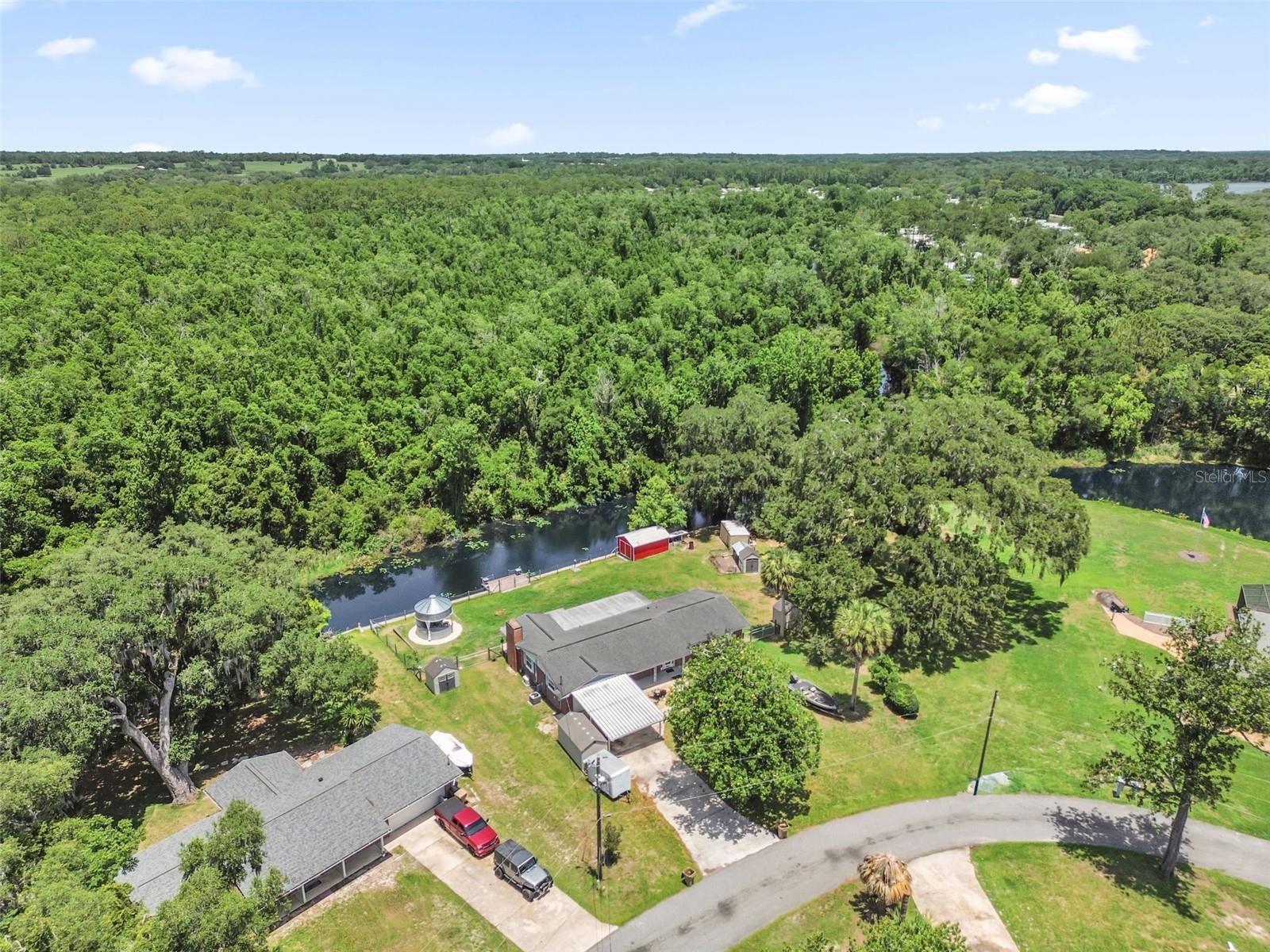 35505 CRESCENT DR, FRUITLAND PARK, FL, 34731