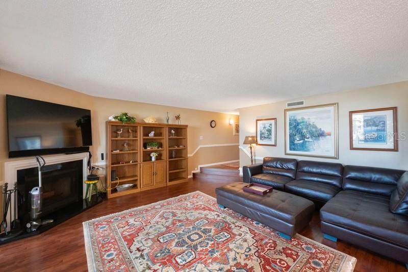 1060 PINELLAS BAYWAY S #103, ST PETERSBURG, FL, 33715