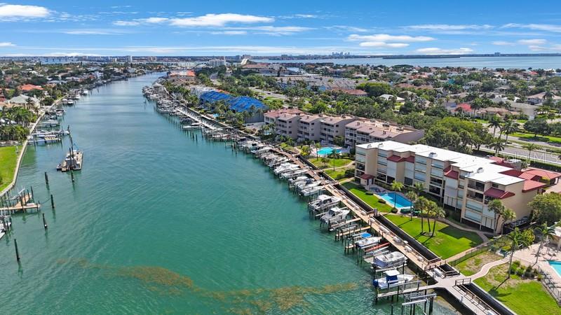 1060 PINELLAS BAYWAY S #103, ST PETERSBURG, FL, 33715