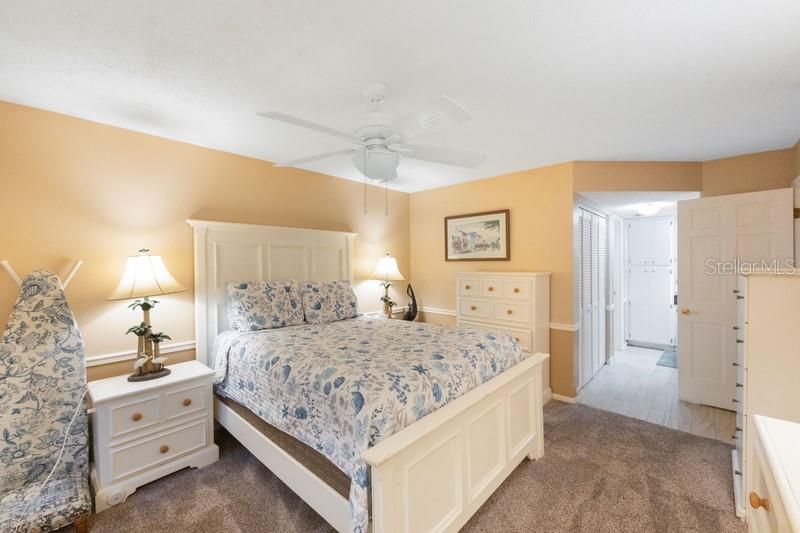1060 PINELLAS BAYWAY S #103, ST PETERSBURG, FL, 33715