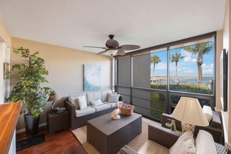 1060 PINELLAS BAYWAY S #103, ST PETERSBURG, FL, 33715