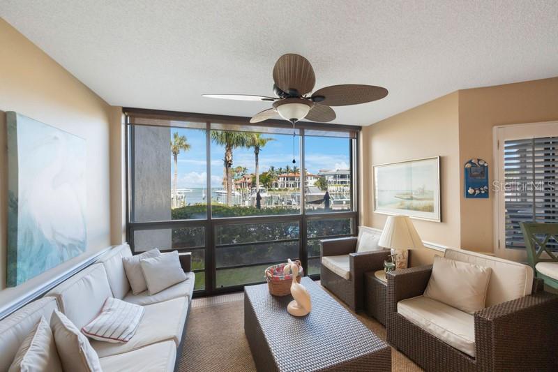 1060 PINELLAS BAYWAY S #103, ST PETERSBURG, FL, 33715