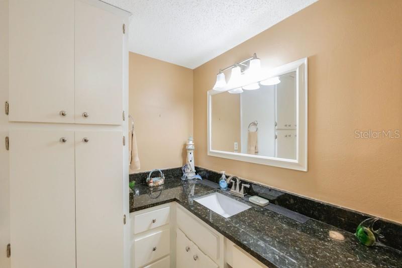 1060 PINELLAS BAYWAY S #103, ST PETERSBURG, FL, 33715