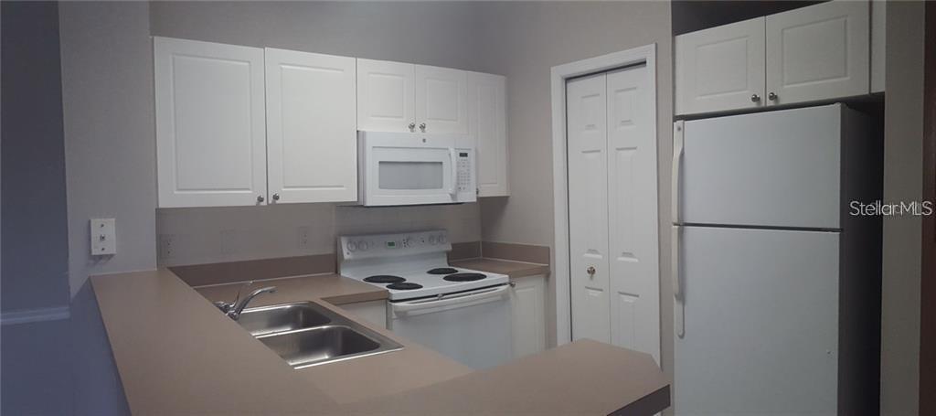 5152 NORTHRIDGE RD #204, SARASOTA, FL, 34238