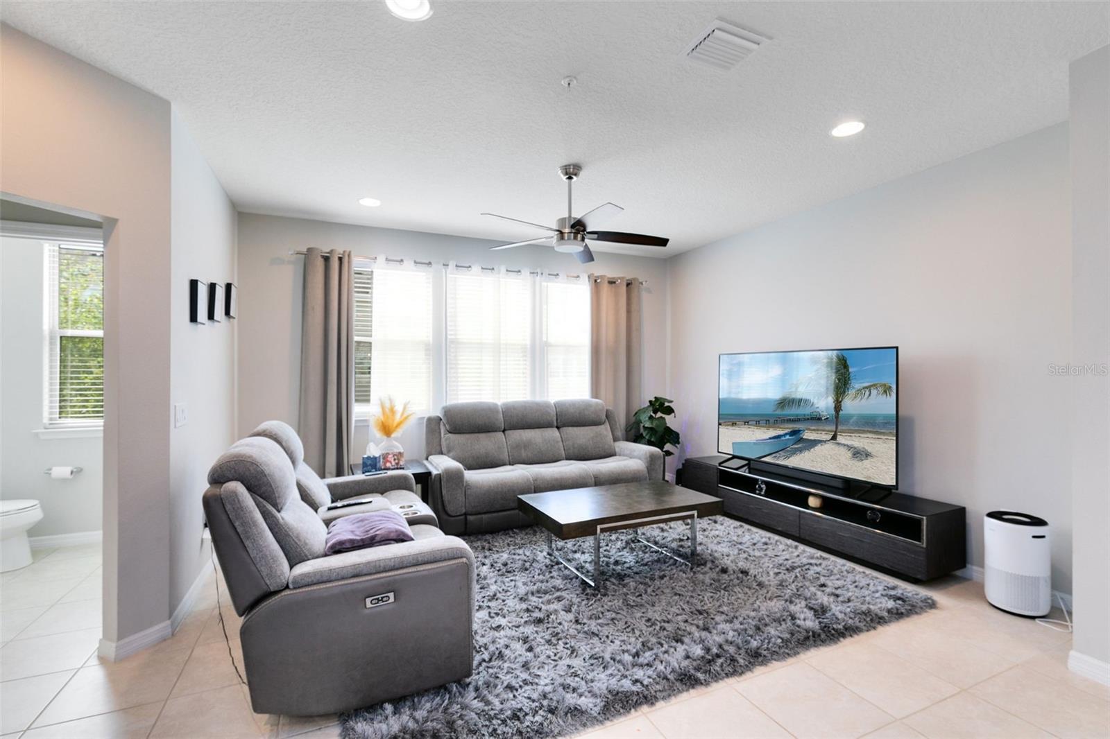 586 PIAZZA PT, OVIEDO, FL, 32765