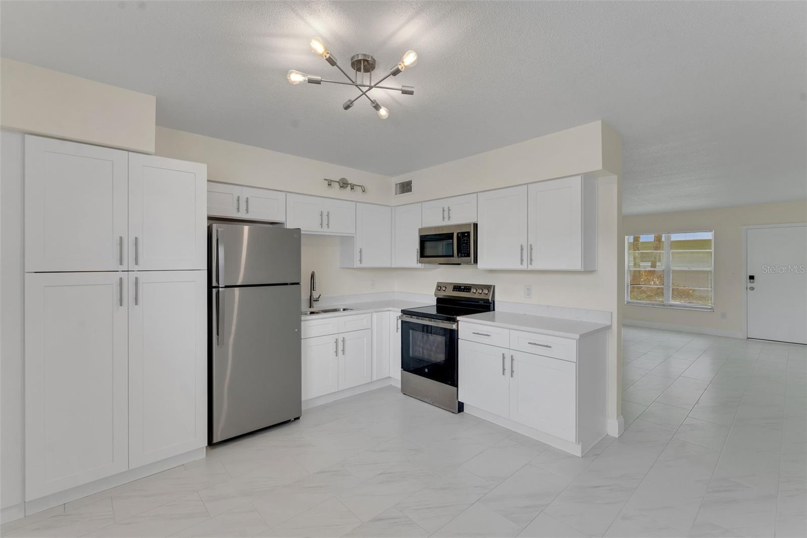 4328 EDGEWATER DR #D106, ORLANDO, FL, 32804