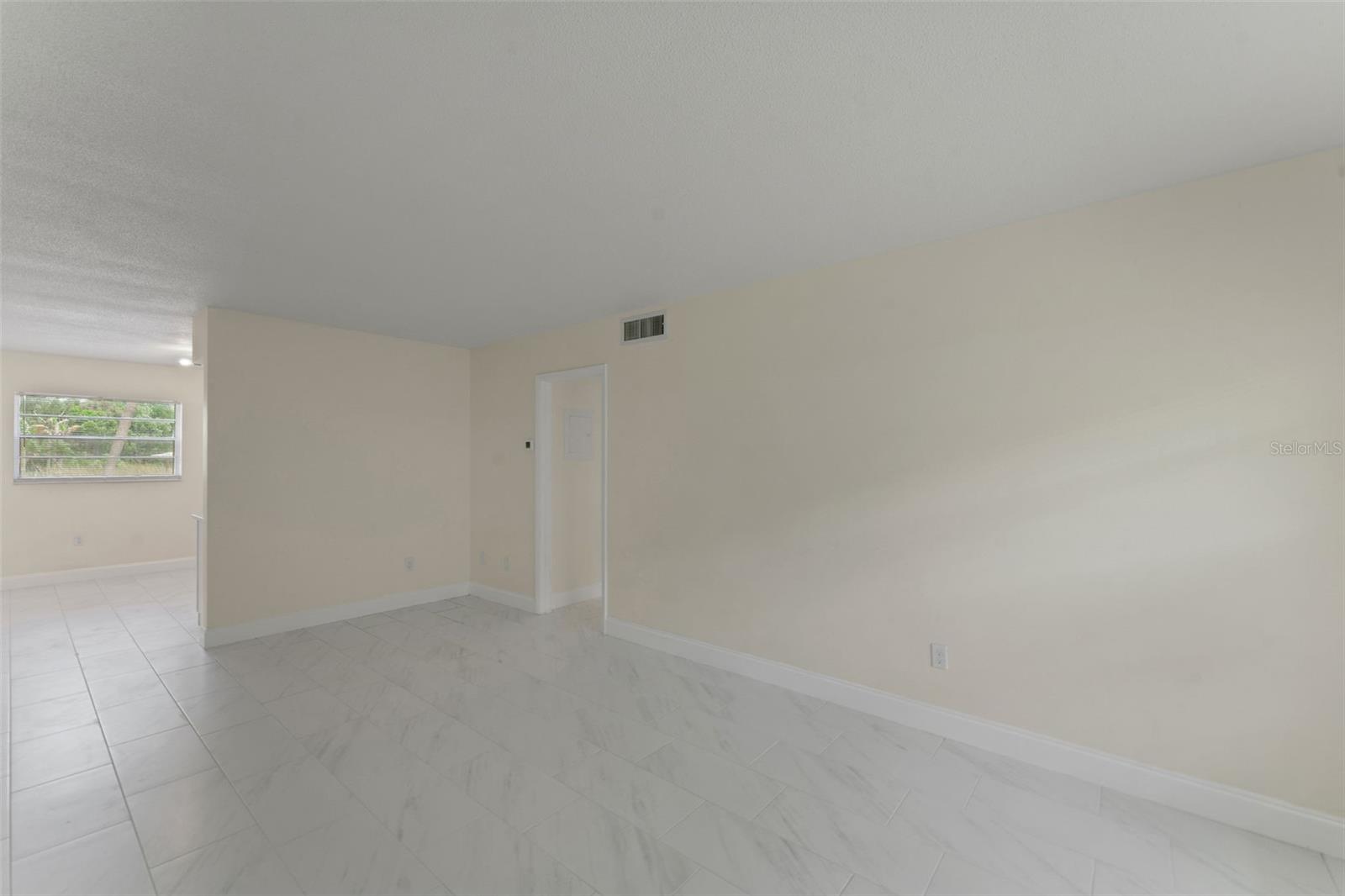 4328 EDGEWATER DR #D106, ORLANDO, FL, 32804