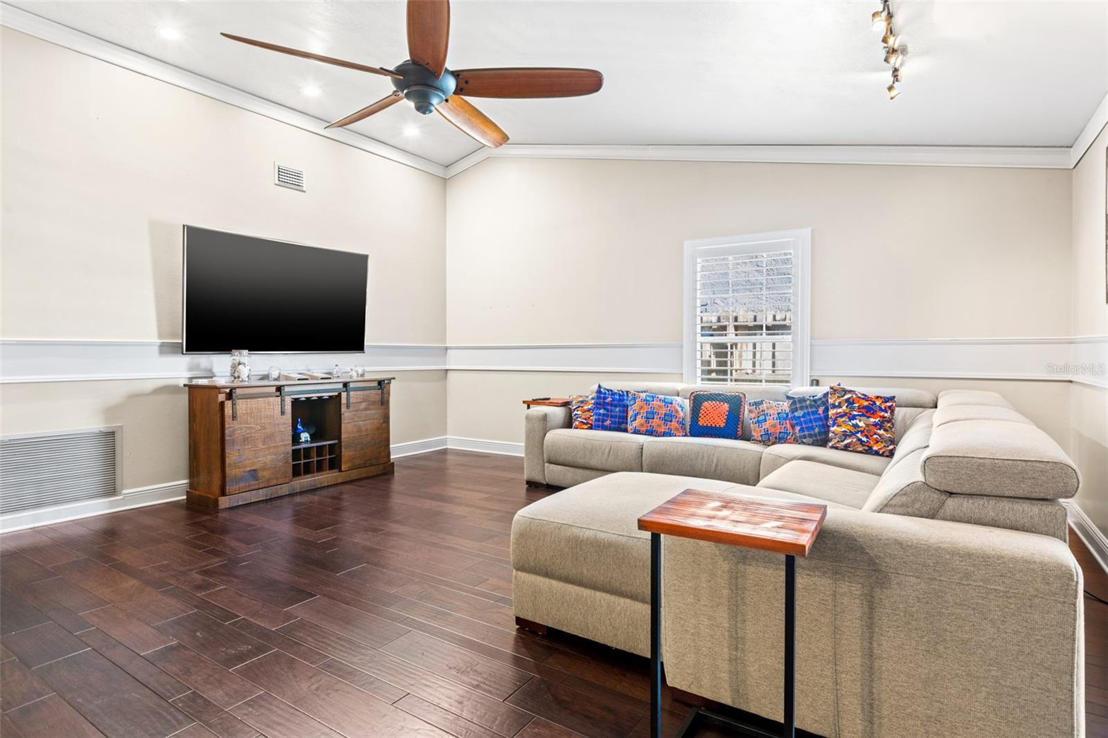 6701 LEEWARD ISLE WAY, TAMPA, FL, 33615