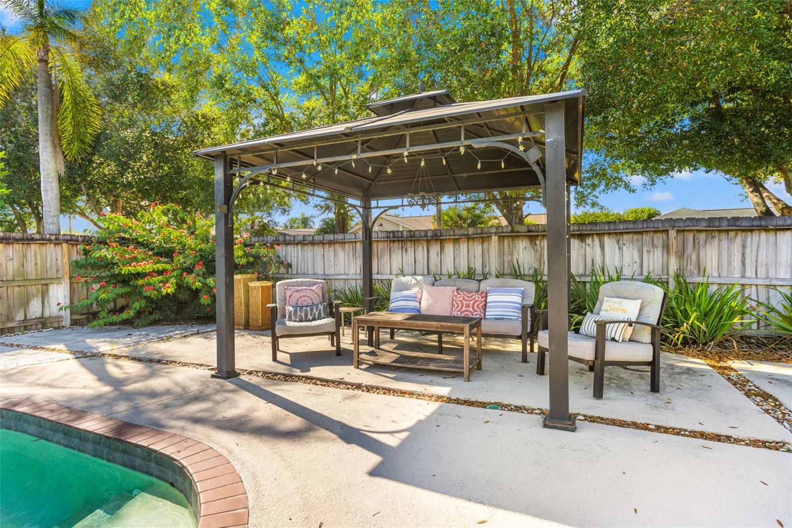 6701 LEEWARD ISLE WAY, TAMPA, FL, 33615